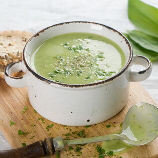 Crema de espinacas con queso de cabra