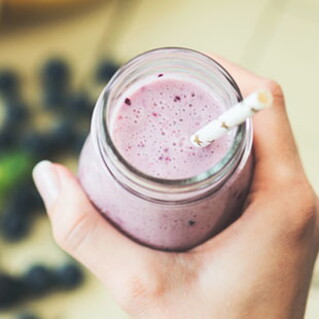 Crema de frutas variadas con leche