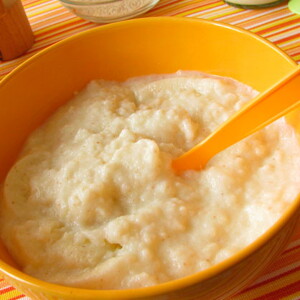 Leche y sémola con caramelo