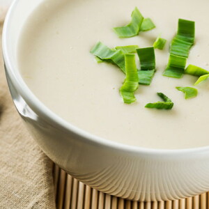 Crema de puerros con yema de huevo