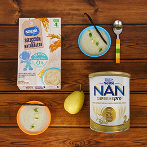 Copa de cereales con pera y un toque de vainilla