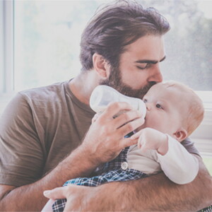 Cómo dar el biberón