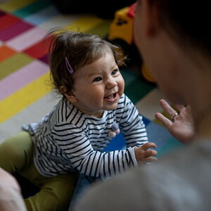 ¿Juegos tradicionales para niños o juguetes electrónicos?