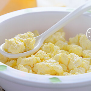 Introducción del huevo y frutos secos en bebés