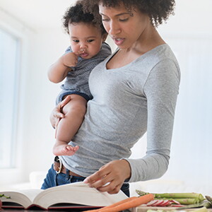 Cómo introducir alimentos al bebé: nuevas texturas y sabores