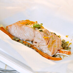 Salmón papillote que se puede comer en el embarazo